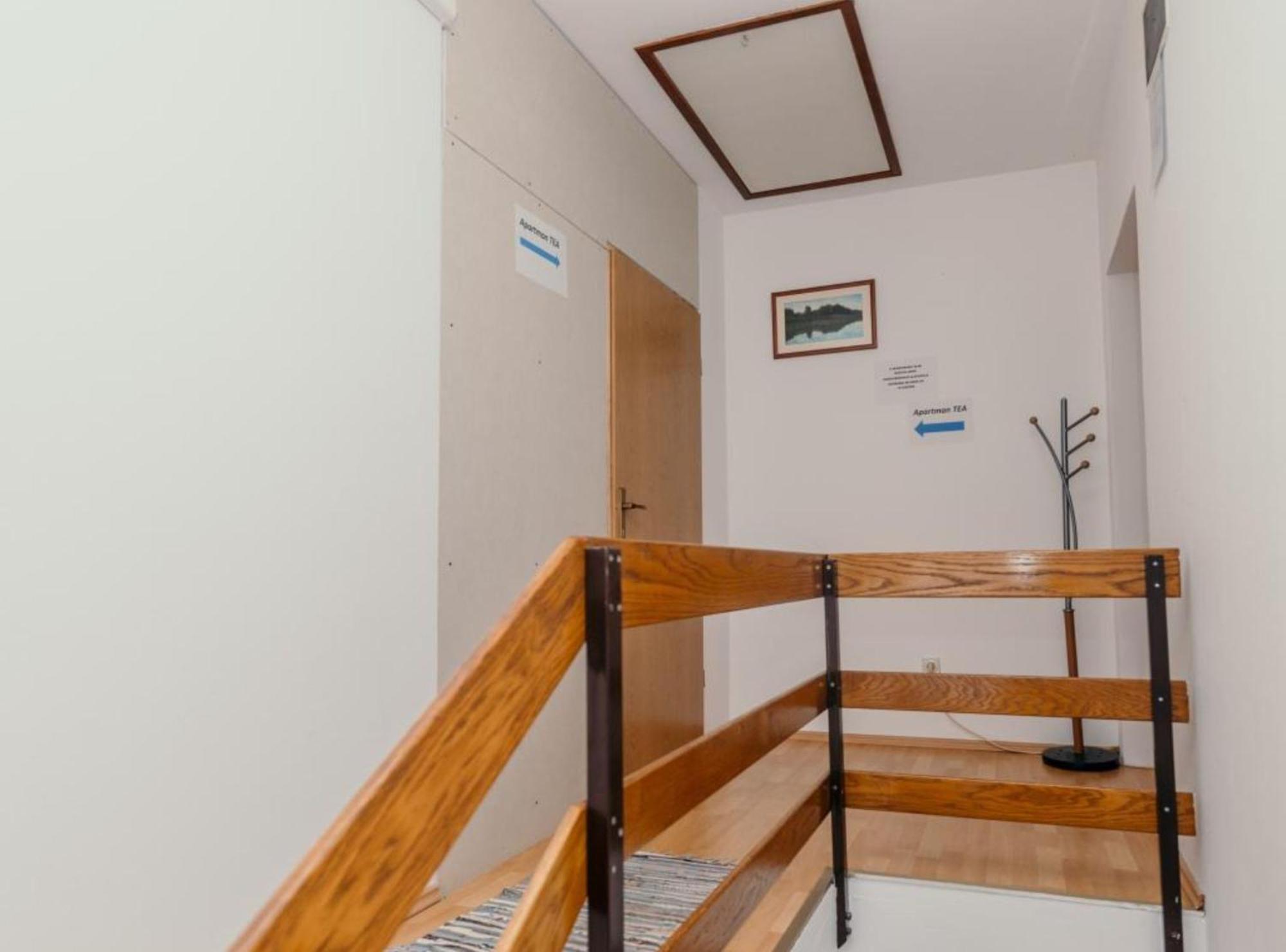 Apartmani Tea I Toni Gradiste Exteriör bild