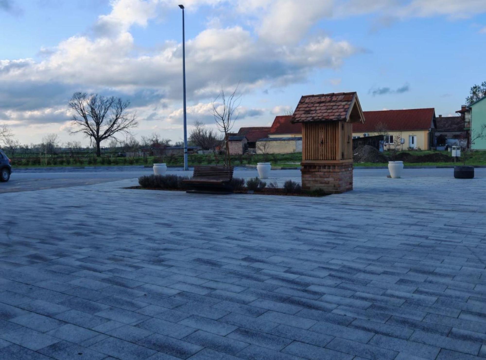 Apartmani Tea I Toni Gradiste Exteriör bild